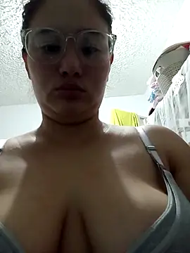 Brittany G online show from April 11, 6:40 am