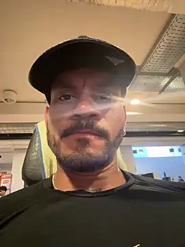 Snapshot of daniels-maison chatting on April 16, 2:51 pm daniels-maison online show from April 16, 2:51 pm