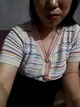 Chengnie online show from April 18, 11:47 am