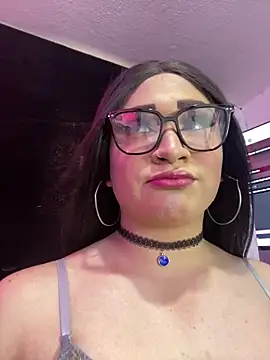 Snapshot of naughty_trans_dolls chatting on March 13, 10:38 pm naughty trans dolls online show from March 13, 10:38 pm