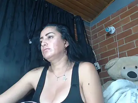 Snapshot of Alexandrina chatting on January 4, 11:17 pm Alexandrina online show from January 4, 11:17 pm