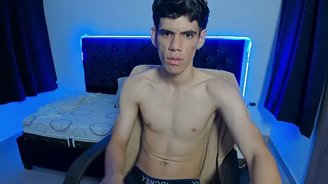 Snapshot of Josy_11 chatting on June 13, 12:41 am Josy 11 online show from June 13, 12:41 am