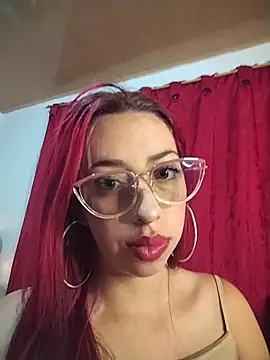 Snapshot of Daya_Sky chatting on May 28, 5:38 am Daya Sky online show from May 28, 5:38 am