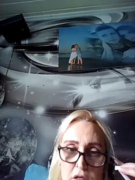 roxy 74 online show from March 12, 12:11 pm