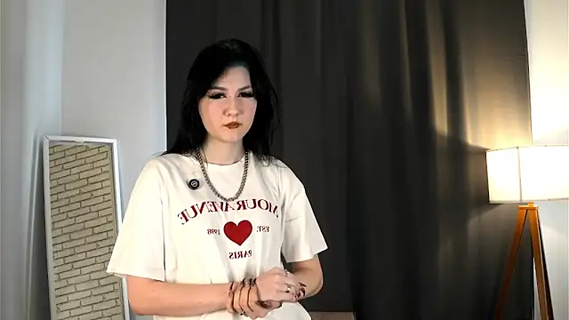 Snapshot of JohnaDoria chatting on March 14, 5:02 am JohnaDoria online show from March 14, 5:02 am