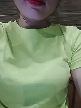 Snapshot of candy_flo chatting on May 15, 10:33 am candy flo online show from May 15, 10:33 am