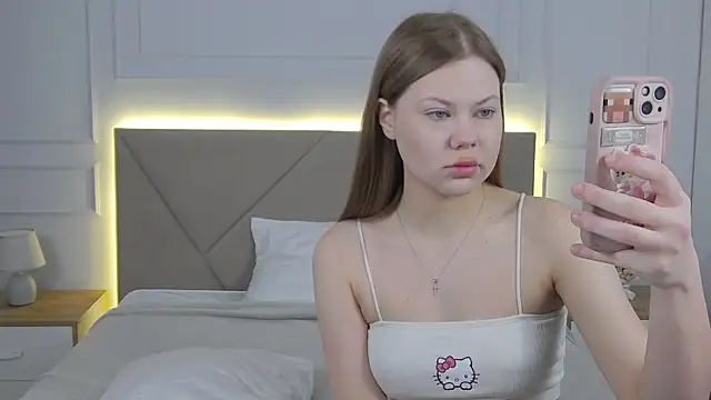 Sophie Rays online show from March 26, 4:07 am