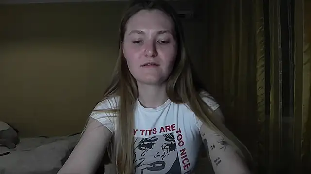 Snapshot of Belle_Brooks chatting on April 30, 8:57 pm Belle Brooks online show from April 30, 8:57 pm