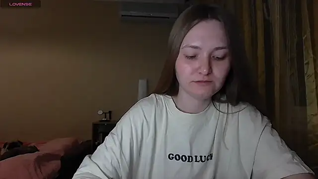 Snapshot of Belle_Brooks chatting on May 6, 8:14 pm Belle Brooks online show from May 6, 8:14 pm