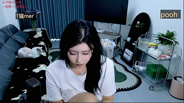 Summerbaby-001 online show from April 23, 10:58 am