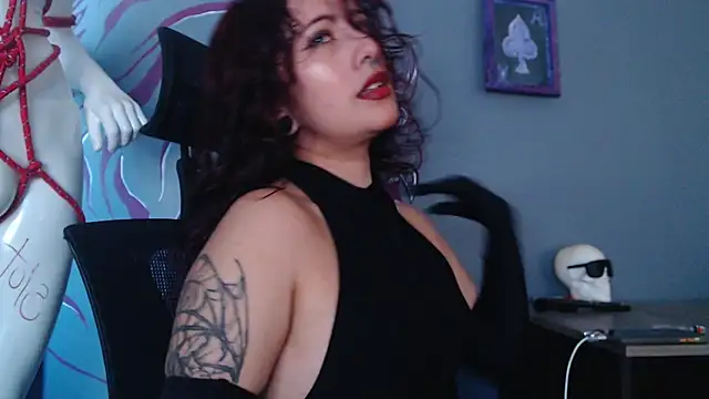 Regina Iris online show from May 8, 11:59 am