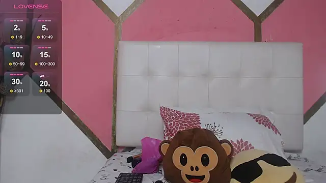 Snapshot of Belinda_lane chatting on June 13, 11:52 am Belinda lane online show from June 13, 11:52 am