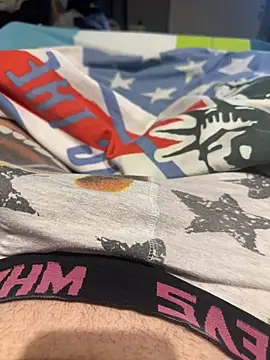 thiago 16v online show from April 20, 11:17 pm