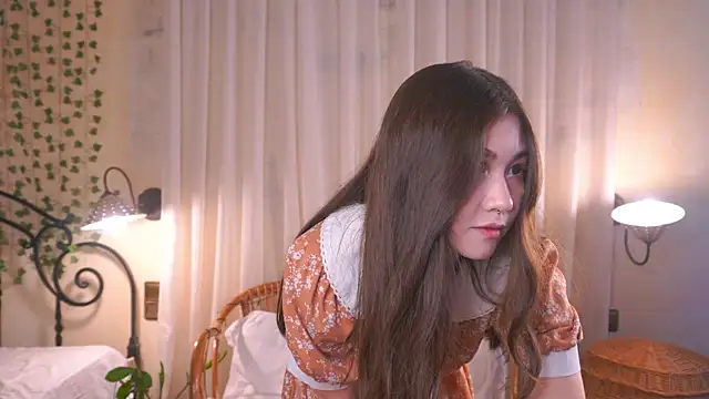 WanetaKyer online show from April 8, 4:01 am