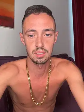 Snapshot of MeJross chatting on March 14, 6:08 am MeJross online show from March 14, 6:08 am