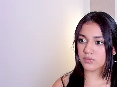 Snapshot of cristin_collins chatting on April 9, 9:20 pm cristin collins online show from April 9, 9:20 pm