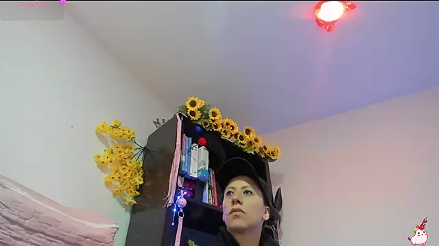 ItsAmara online show from June 10, 12:59 pm