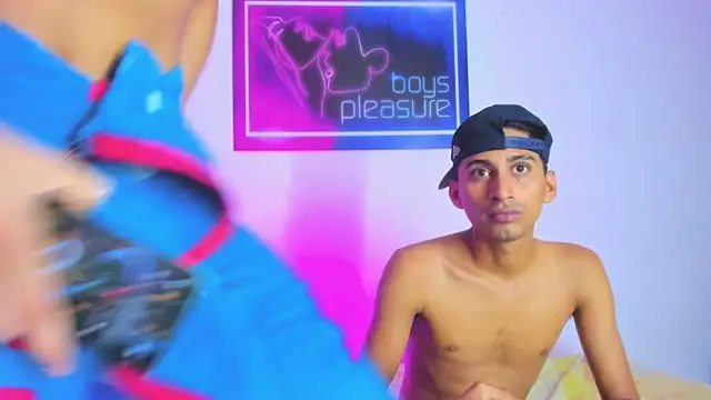 Boys xxx  online show from April 20, 12:41 pm