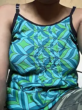 Snowygirl11 online show from March 25, 5:24 am