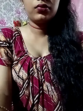 Snapshot of tina2005 chatting on March 15, 11:27 am tina2005 online show from March 15, 11:27 am