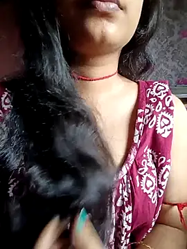 Snapshot of tina2005 chatting on March 16, 6:17 am tina2005 online show from March 16, 6:17 am