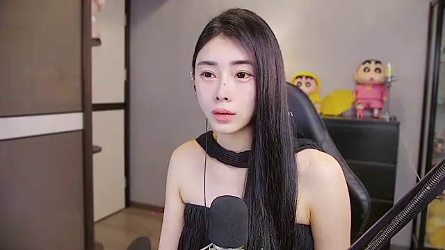 Snapshot of XiaoYuBao- chatting on May 8, 4:12 pm XiaoYuBao- online show from May 8, 4:12 pm