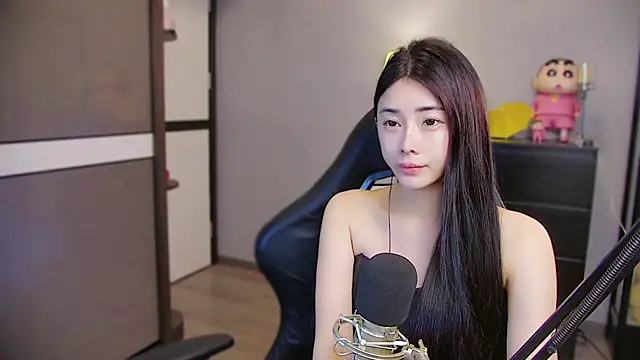 Snapshot of XiaoYuBao- chatting on May 23, 5:28 pm XiaoYuBao- online show from May 23, 5:28 pm