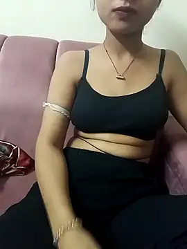 ritika gupta02 online show from April 11, 4:55 pm