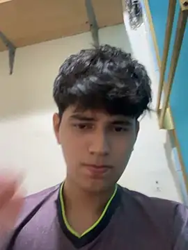 Snapshot of crxsverx chatting on March 13, 8:43 am crxsverx online show from March 13, 8:43 am