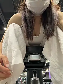 Snapshot of zhizhibaobei chatting on June 3, 11:32 pm zhizhibaobei online show from June 3, 11:32 pm