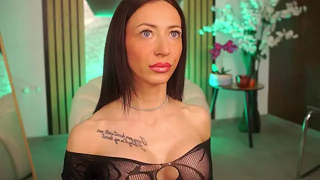 RubyFever online show from April 22, 4:15 am