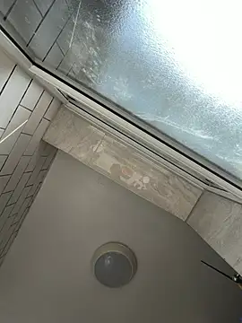 bigmillz32 online show from March 22, 11:02 am