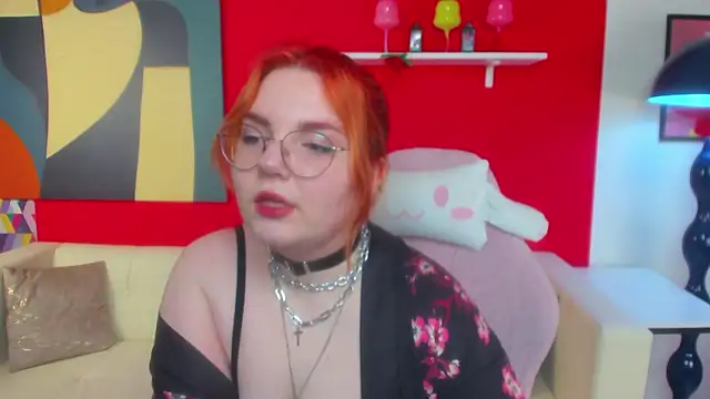 Snapshot of AliceeFreeman chatting on March 14, 7:58 am AliceeFreeman online show from March 14, 7:58 am