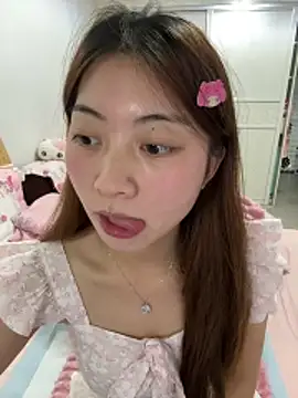 Snapshot of tiantian_niu chatting on April 16, 11:55 am tiantian niu online show from April 16, 11:55 am