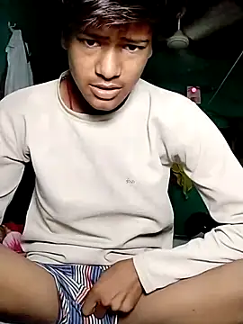Snapshot of pandey_ji_ka_beta_hu chatting on April 8, 10:21 pm pandey ji ka beta hu online show from April 8, 10:21 pm