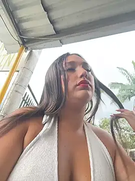 Naughty-Samanta- online show from August 5, 6:00 pm