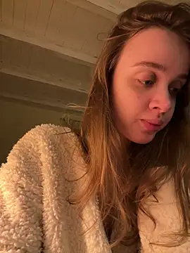 Snapshot of KettyMua chatting on March 13, 8:37 pm KettyMua online show from March 13, 8:37 pm