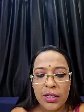 Snapshot of hornyrosy321 chatting on June 6, 5:17 pm hornyrosy321 online show from June 6, 5:17 pm