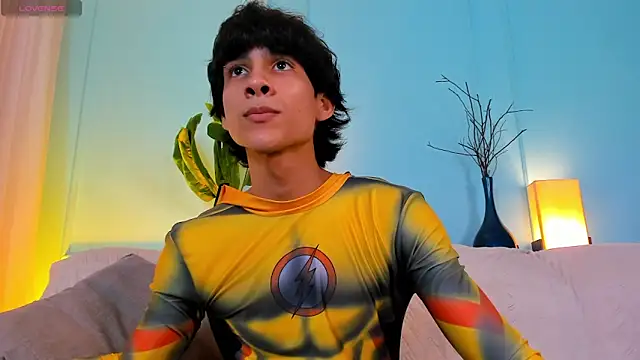 Cheys Mast online show from April 16, 6:30 pm