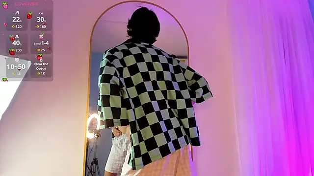 Cheys Mast online show from April 20, 7:04 pm