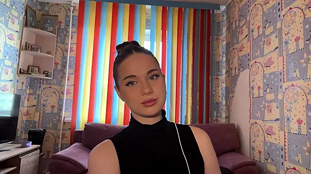 Snapshot of Miss_Blessnyth chatting on May 27, 6:10 am Miss Blessnyth online show from May 27, 6:10 am