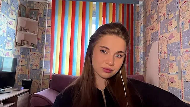 Snapshot of Miss_Blessnyth chatting on May 28, 6:10 am Miss Blessnyth online show from May 28, 6:10 am
