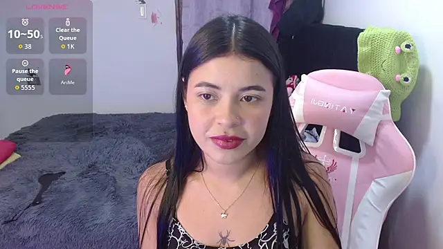 Snapshot of Dakota_ve chatting on April 6, 3:26 am Dakota ve online show from April 6, 3:26 am