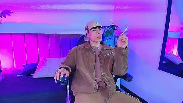 Andreew Style online show from April 27, 8:51 pm