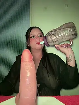 Maggie 69 online show from May 13, 1:25 am