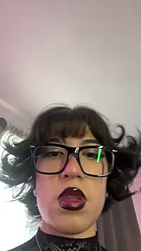 Snapshot of Liana_Fem_ chatting on May 21, 2:13 pm Liana Fem online show from May 21, 2:13 pm
