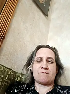 Snapshot of KatieLove133 chatting on June 7, 11:47 am KatieLove133 online show from June 7, 11:47 am