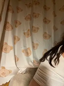 Milik-1022 online show from April 17, 8:56 pm