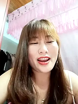 Lucxy-ki6 online show from April 1, 1:23 pm