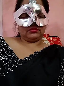 Snapshot of Gujju_bhabhi69 chatting on April 5, 8:55 am Gujju bhabhi69 online show from April 5, 8:55 am